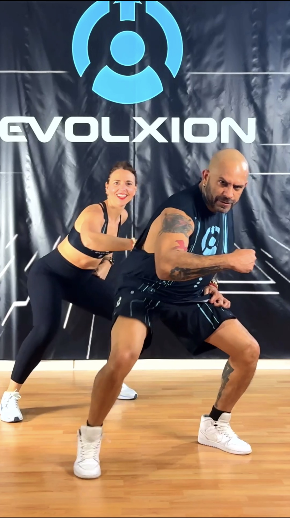 EVOLXION instructores en acción